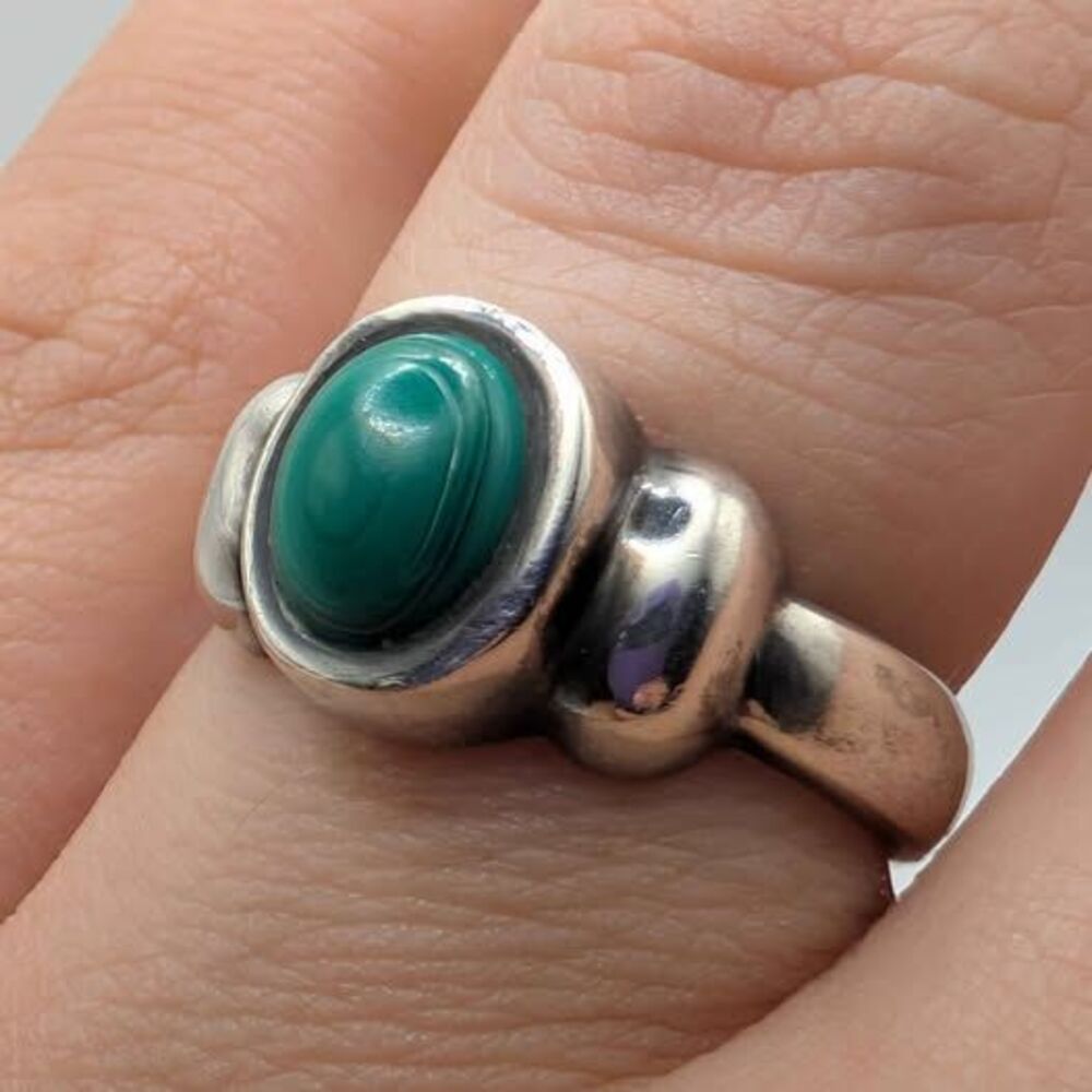 Vintage Malachite Sterling Silver Boho Ring Size 7 3/4